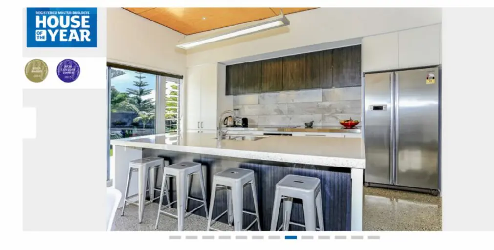 A Thames Joinery Kitchen In Gold Awarding Winning House (3)