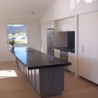Painted Kitchen With Caesarstone Tops (1)